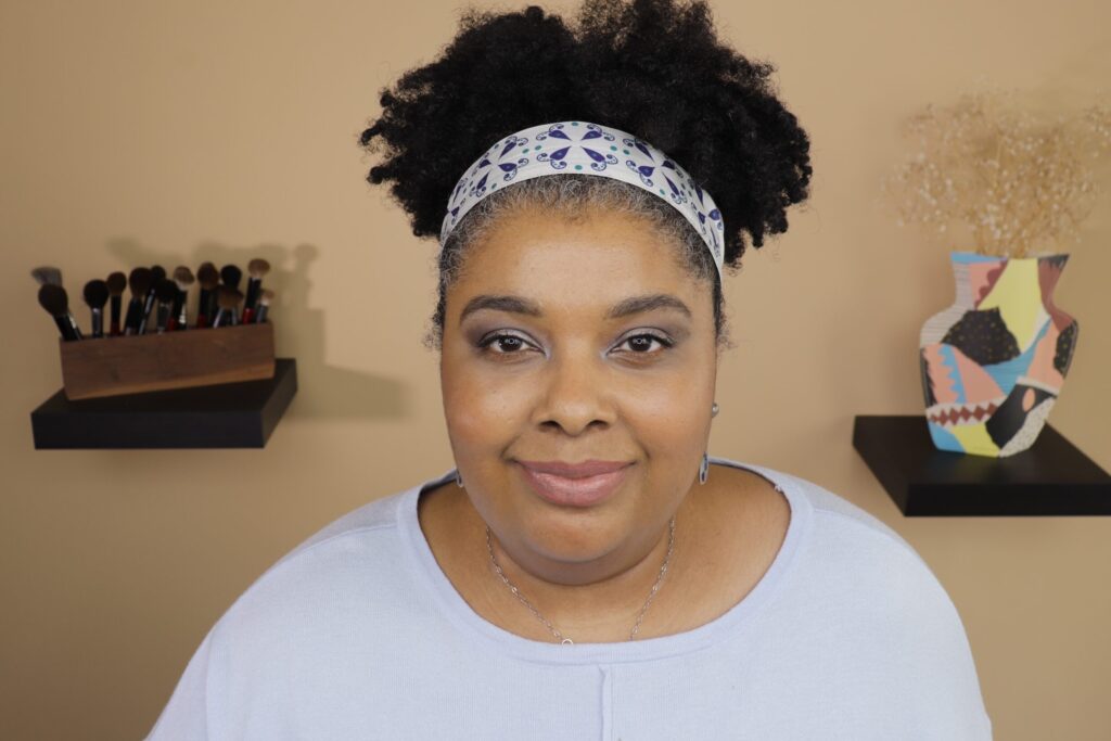 by brie moore
lisa eldridge enhancing skin tint T12, Sculpt and shade lip pencil 1N