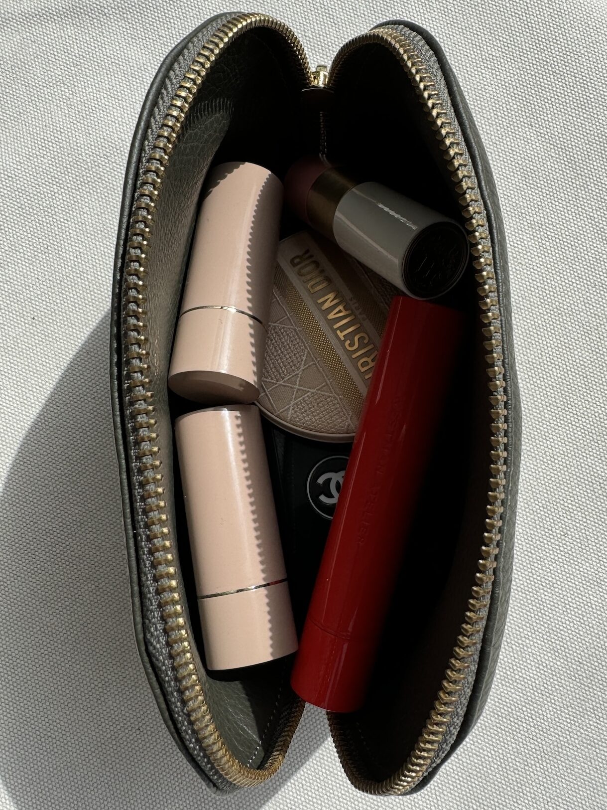cuyana travel case set
