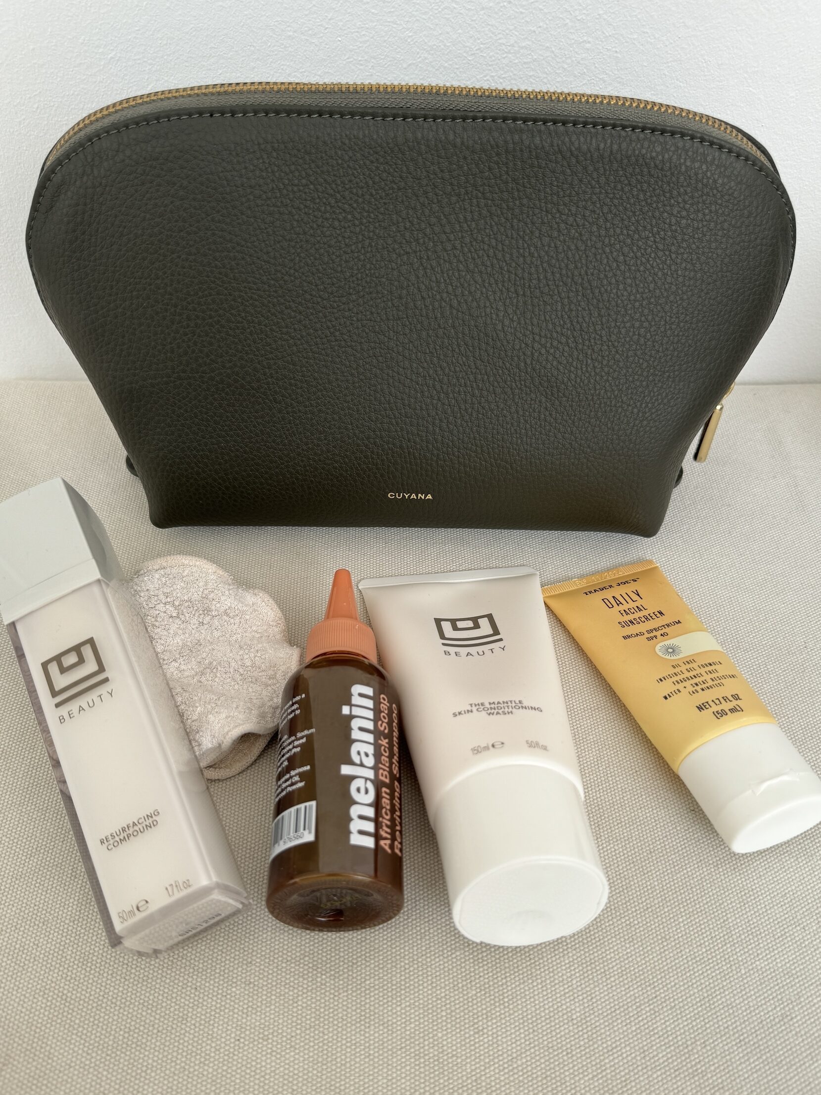 cuyana dark olive travel case set