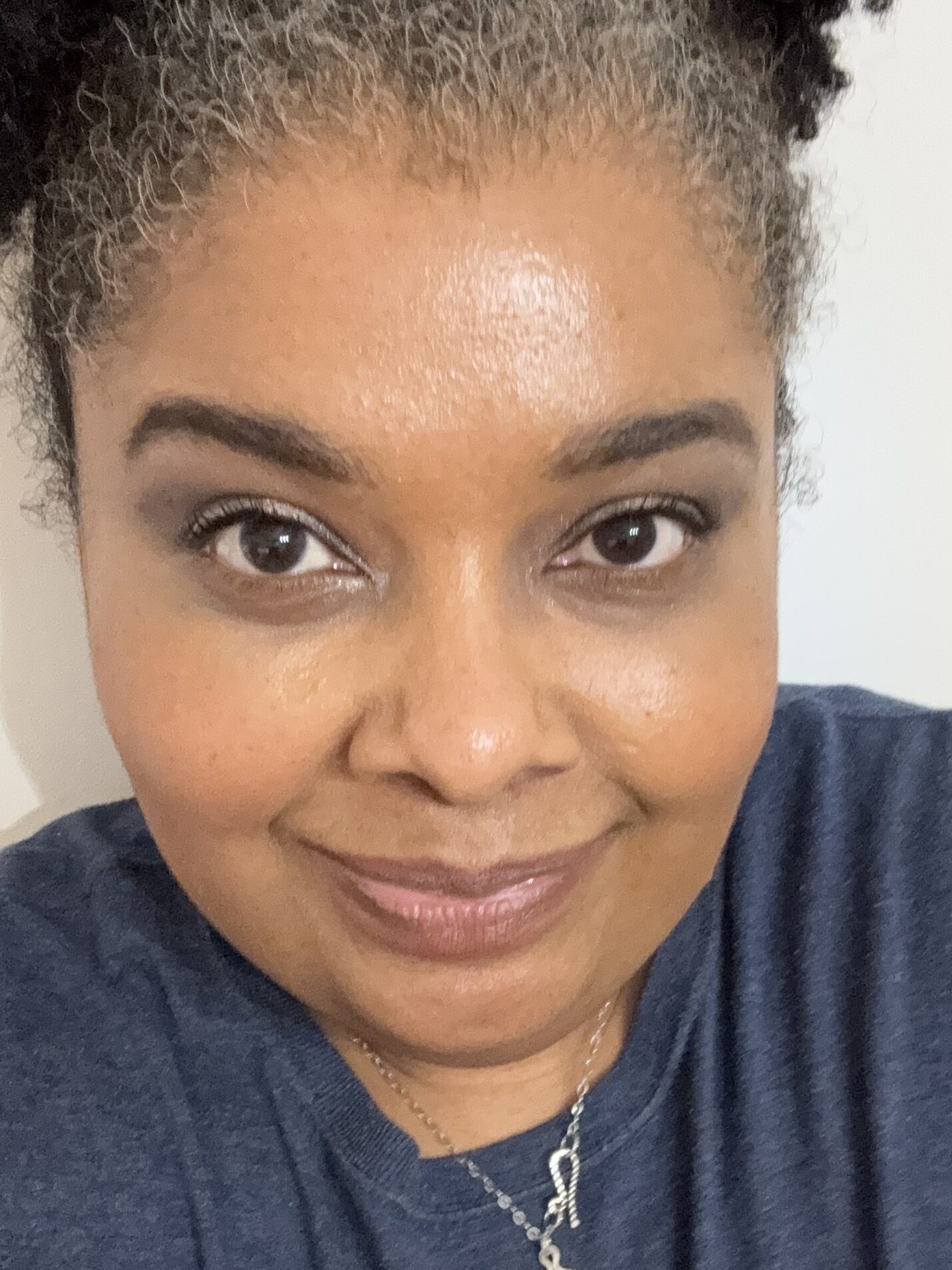 by brie moore
lisa eldridge enhancing skin tint T12, Sculpt and shade lip pencil 3W