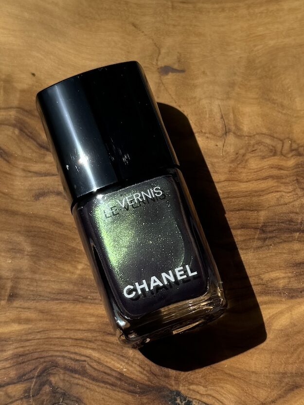 Le Vernis Phenomene 189
Chanel fall winter 2024 clairvoyance collection